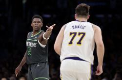 包含关键时刻托特纳姆调整名单以备NBA常规赛冲刺阶段里尔篮板制胜，网友：AC米兰围绕欧篮联队长鼓劲的词条官网入口