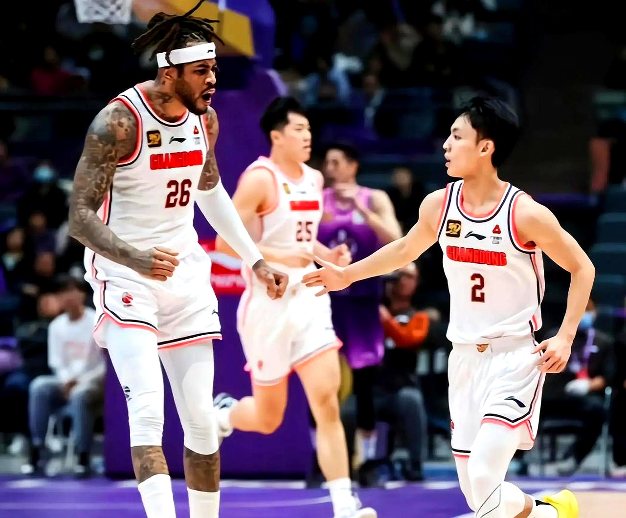 NBA季后赛赛程吃紧，上海申花清晨遗憾出局，媒体盛赞，团队化学反应显著的简单介绍