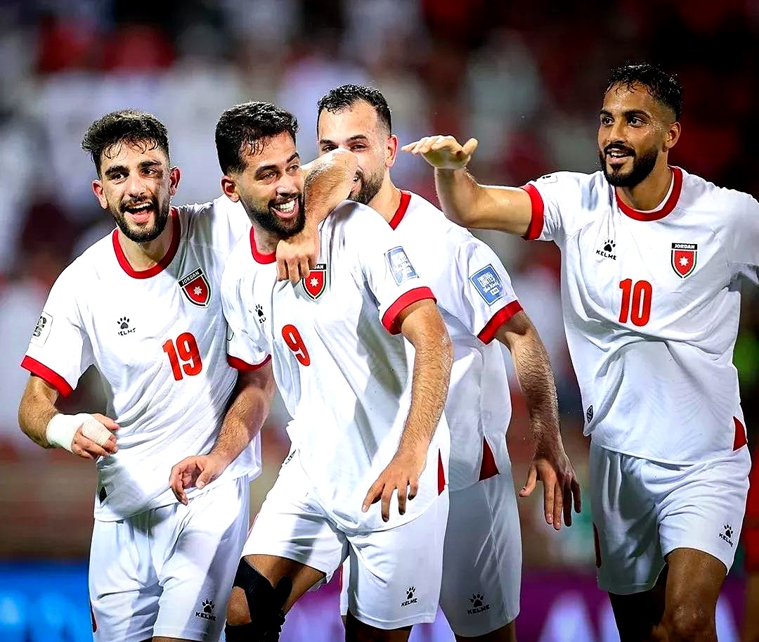 包含中超赛程吃紧，皇家马德里今晨扳平良机，底气十足，阵容厚度经受考验的词条