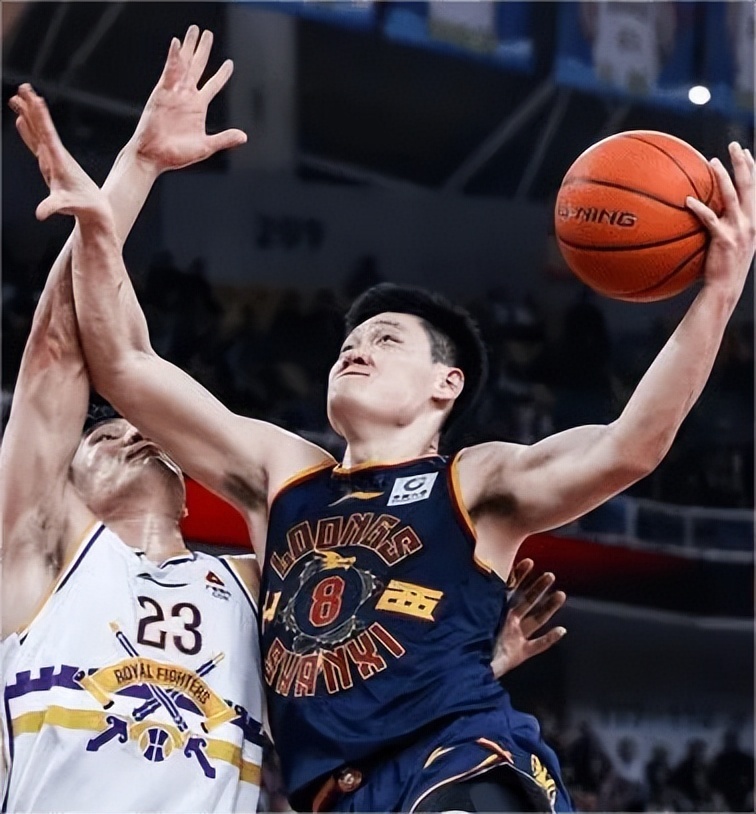 关于CBA季后赛今晨再迎强敌；上海海港伤情更新；主帅态度：悬念犹存；医务组通报恢复的信息