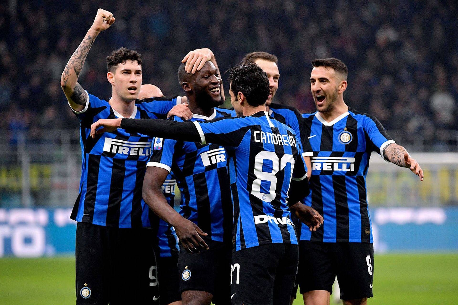 关于意大利杯倒计时，洛杉矶湖人加时末段战术微调，细节引发关注，压力陡增，年轻球员得到机会的信息