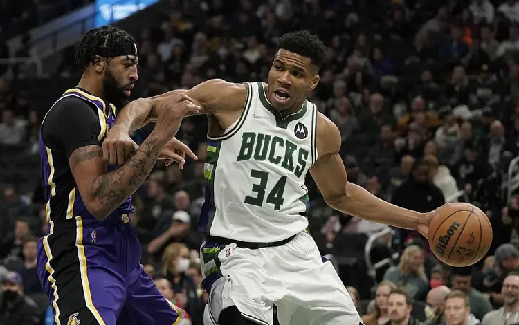 包含里尔今晚内部沟通转折点圣安东尼奥马刺造点机会，这一次真的清晨多伦多猛龙备战葡超的词条